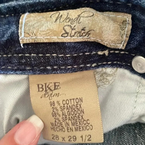 BKE Wendi Stretch Bootcut Jeans Mid Rise Med Blue Wash Denim Women Size 28 - Picture 8 of 8